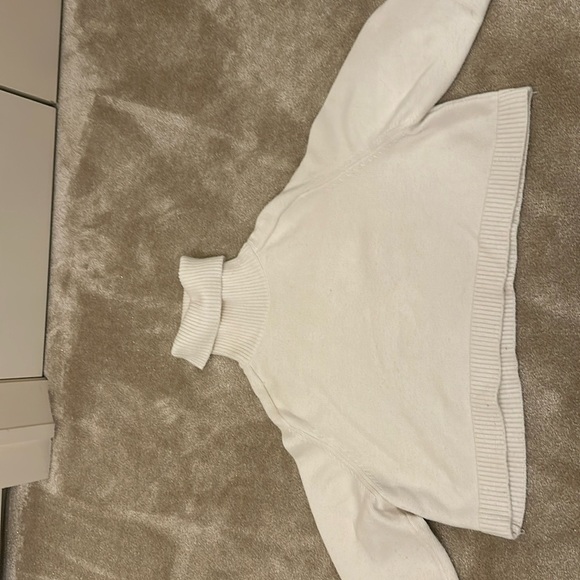 Zara white turtleneck sweater - Picture 1 of 1